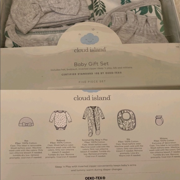 Cloud Island Baby Gift Set - Picture 3 of 3